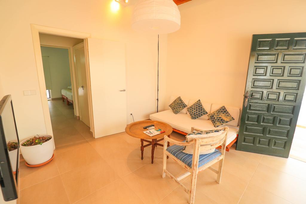 Es Mitjorn Hotel San Antonio  Kültér fotó
