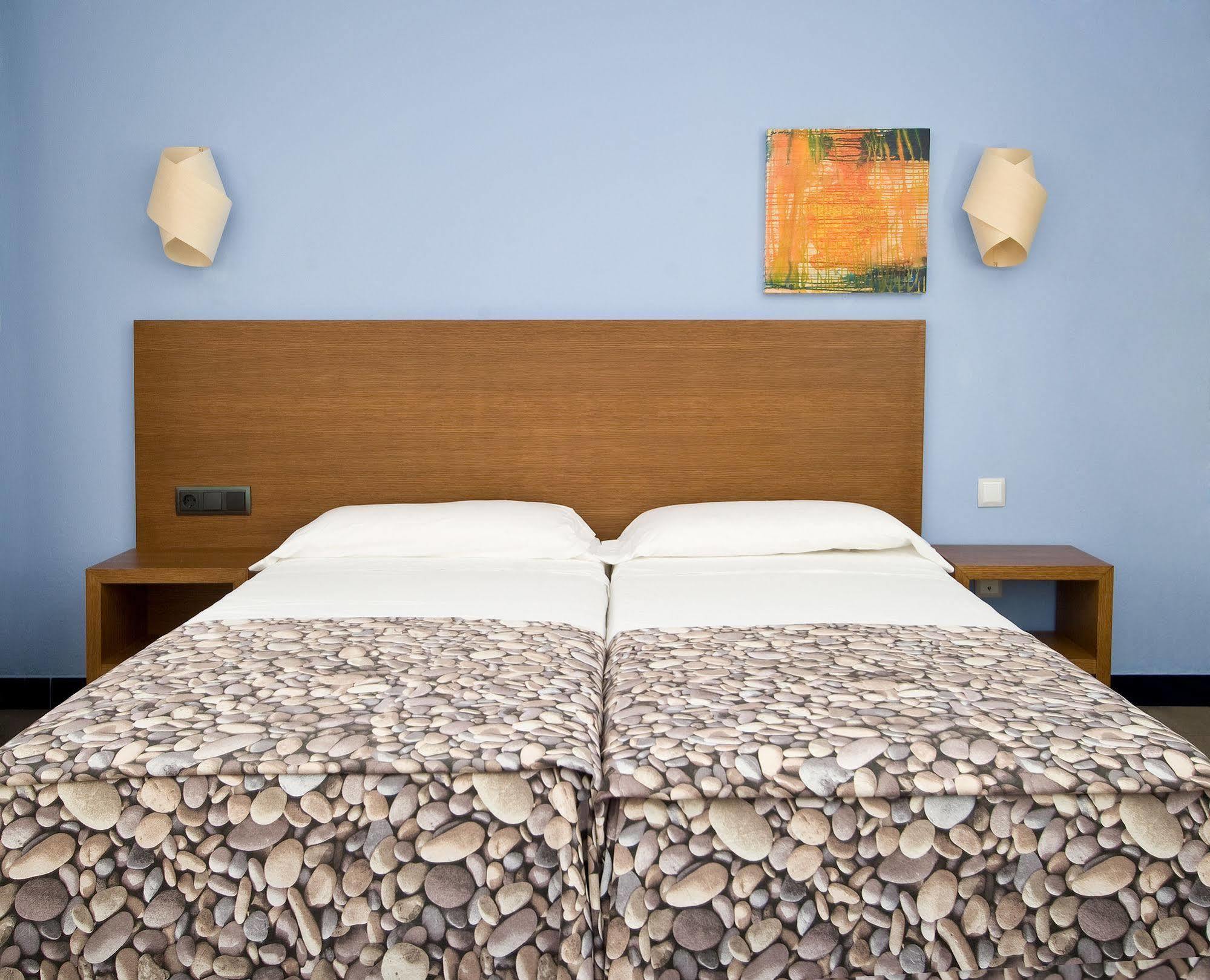 Es Mitjorn Hotel San Antonio  Kültér fotó