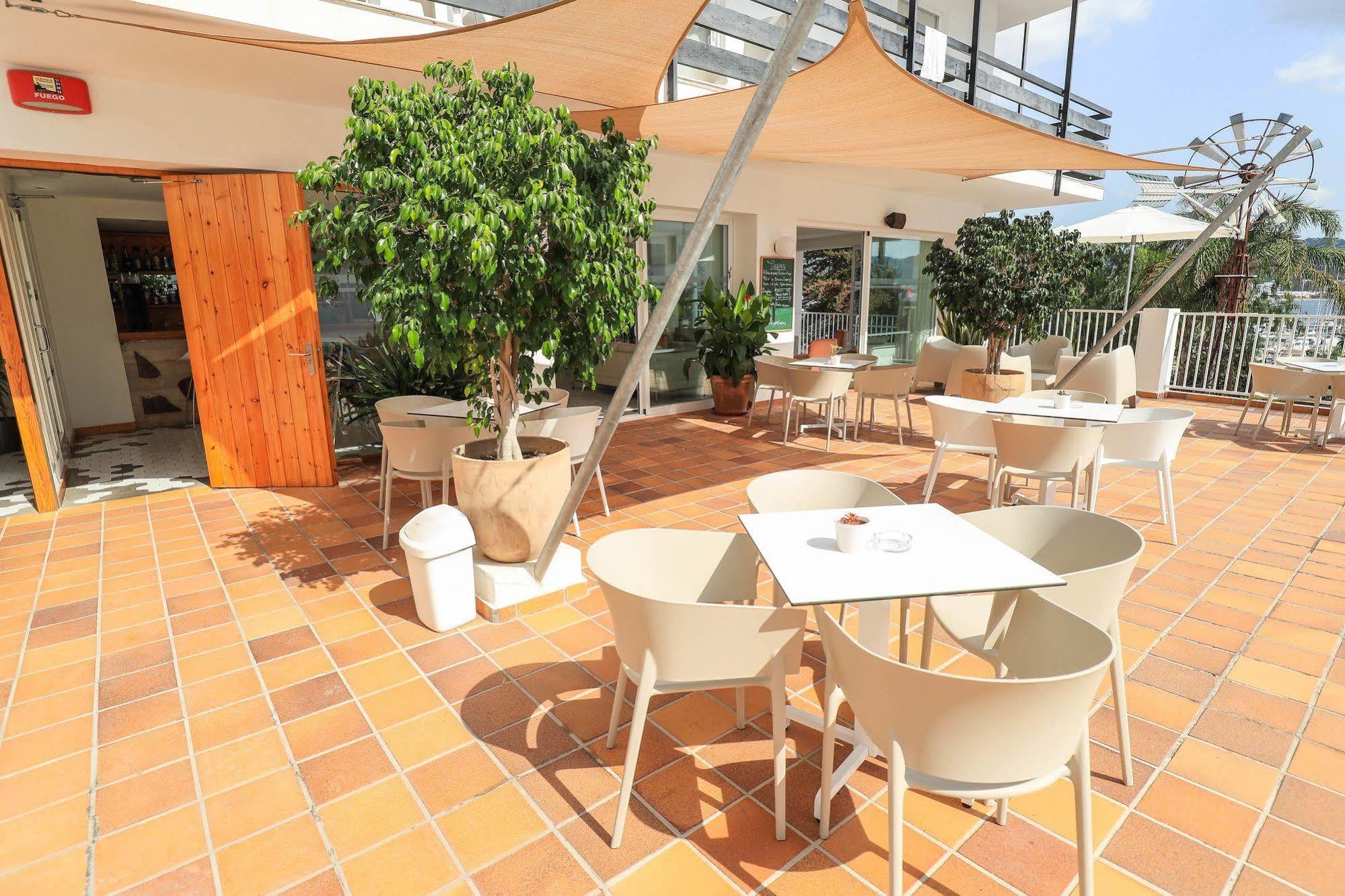 Es Mitjorn Hotel San Antonio  Kültér fotó